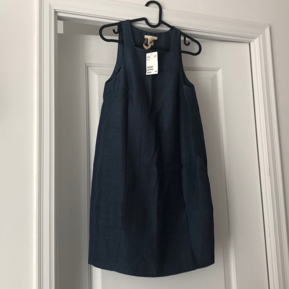 H&M Summer Dress - Picture 2 of 9